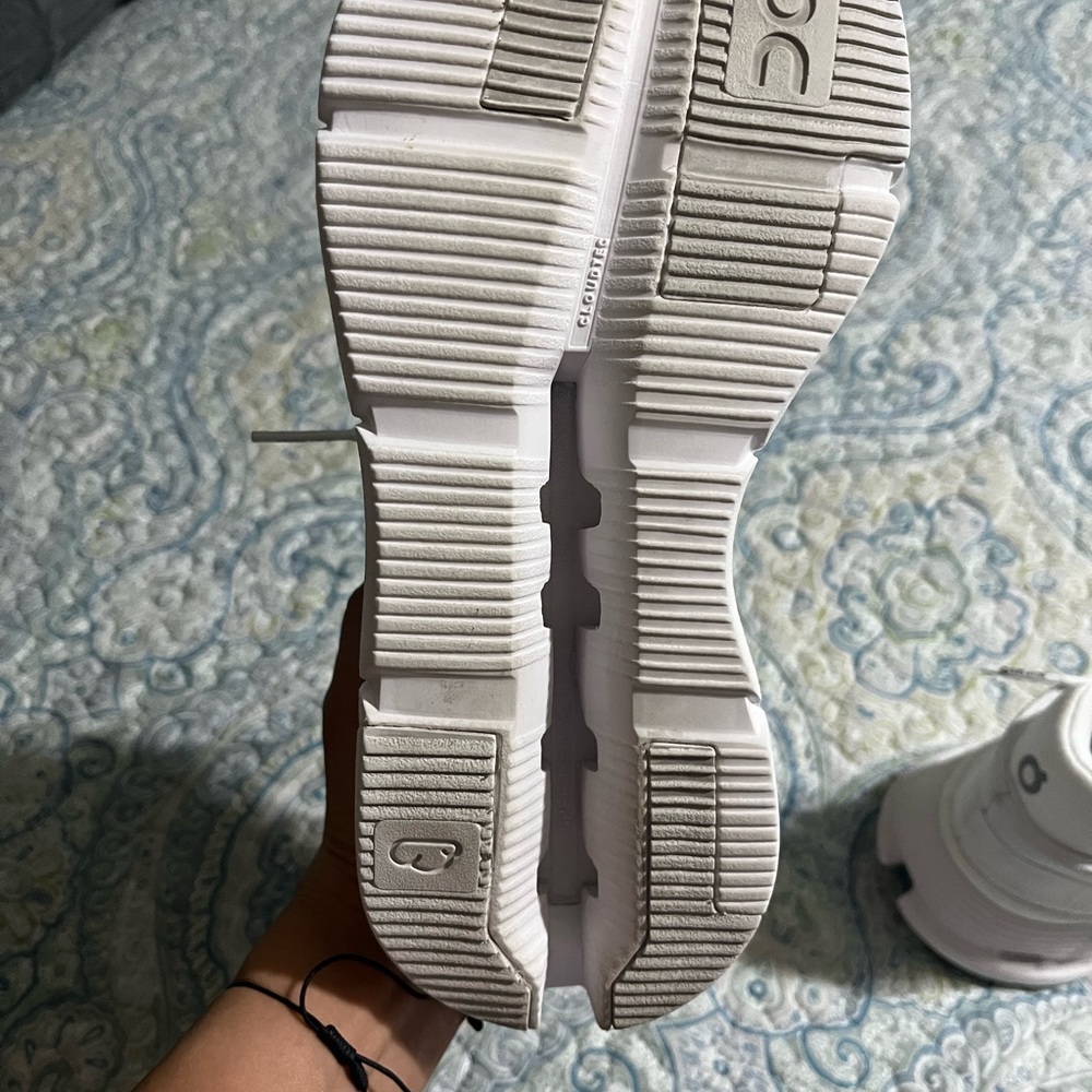 I don’t like the way they fit me. They are like new worn 2 times